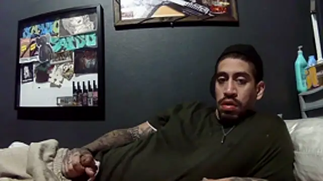 busnfatnutsLildee online show from 12/22/25, 08:47