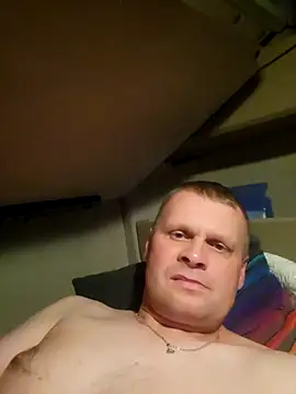 tygros11 online show from 11/18/25, 07:28