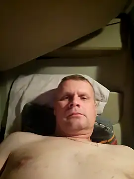 tygros11 online show from 11/11/25, 04:35