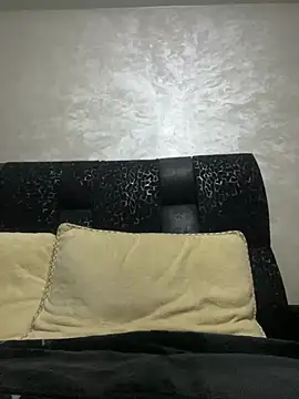 lara9Qouin online show from 03/31/26, 10:01