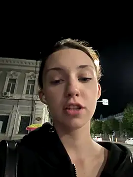 Snapshot of Sacred_Mary chatting on 09/14/25, 06:08 Sacred Mary online show from 09/14/25, 06:08