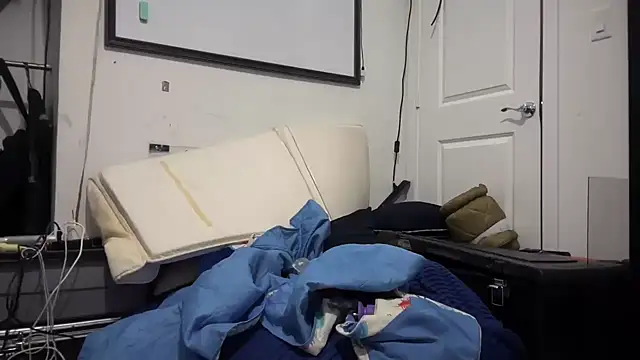 jasoncali305 online show from 11/29/25, 09:48