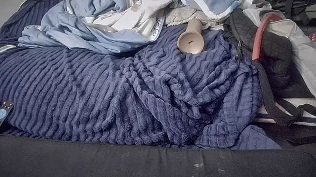 jasoncali305 online show from 11/03/25, 08:18