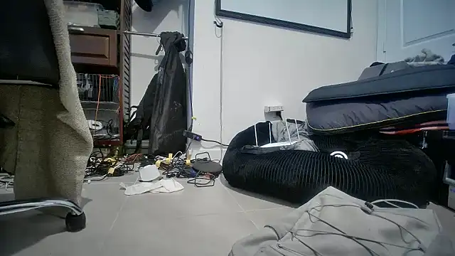 jasoncali305 online show from 11/10/25, 10:09