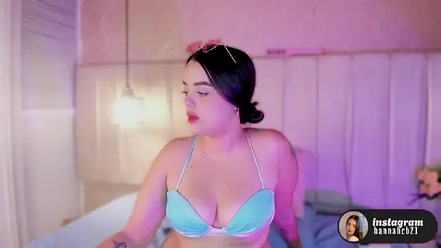 hannahst  online show from 11/14/25, 08:12