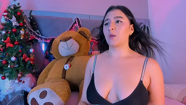 MariaFlowers online show from 12/14/25, 02:18