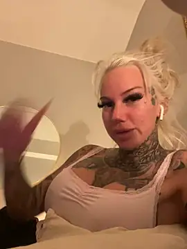 paulinaalatalo online show from 04/09/26, 06:58