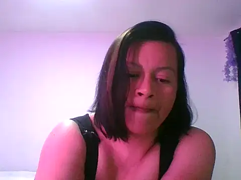 Snapshot of adri89-g chatting on 10/07/25, 10:55 adri89-g online show from 10/07/25, 10:55