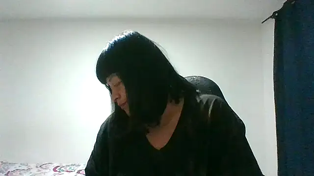 adri89-g online show from 02/11/26, 03:28