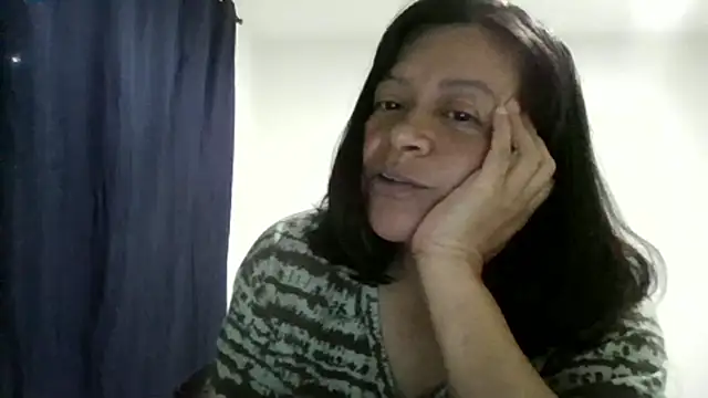 Snapshot of adri89-g chatting on 06/01/26, 12:55 adri89-g online show from 06/01/26, 12:55