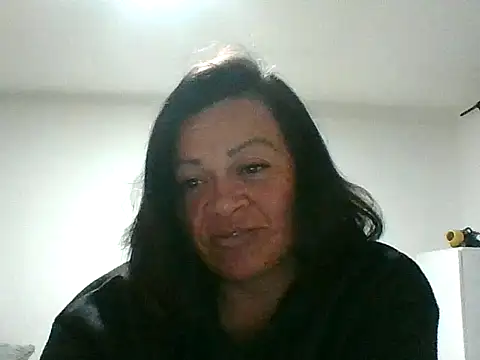 adri89-g online show from 10/31/25, 03:58