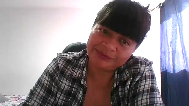 adri89-g online show from 02/05/26, 02:13