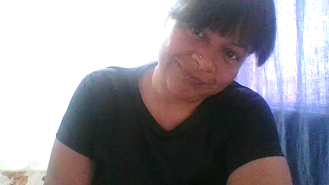 adri89-g online show from 12/21/25, 05:47