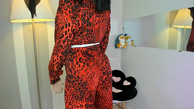 Molllysdays online show from 12/02/25, 05:36