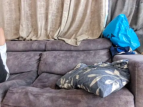 Alexis21821 online show from 12/18/25, 12:42