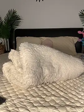 Andrestarr online show from 10/28/25, 06:40