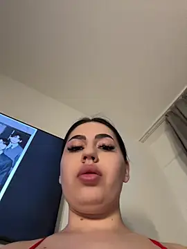 Snapshot of Andrestarr chatting on 05/02/26, 01:22 Andrestarr online show from 05/02/26, 01:22