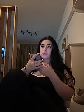 Snapshot of Andrestarr chatting on 05/10/26, 08:11 Andrestarr online show from 05/10/26, 08:11