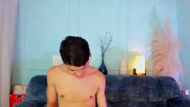 SandroVeyra online show from 11/17/25, 03:32