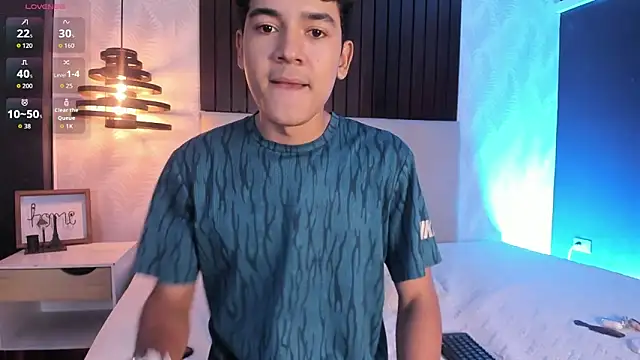 SandroVeyra online show from 10/26/25, 03:40