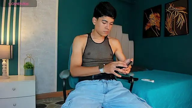 SandroVeyra online show from 09/24/25, 07:31