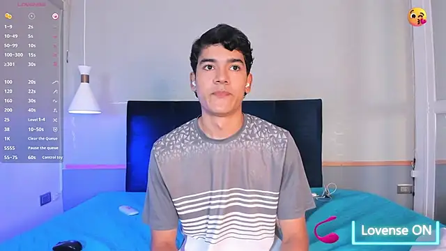 SandroVeyra online show from 12/14/25, 12:44