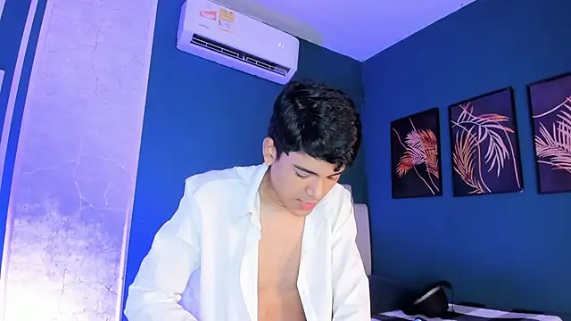 SandroVeyra online show from 10/22/25, 02:22