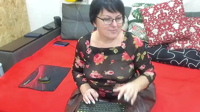 KittyCharm online show from 02/27/26, 09:58