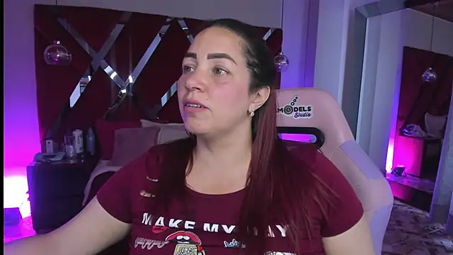 alexiaystive3 online show from 11/03/25, 07:06