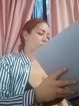 alexiaystive3 online show from 09/23/25, 04:14