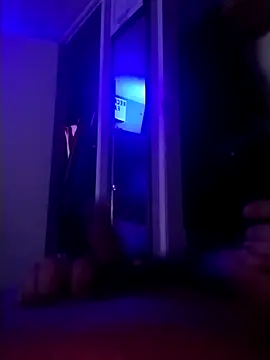 Snapshot of recklessfadez2637 chatting on 10/21/25, 05:29 recklessfadez2637 online show from 10/21/25, 05:29