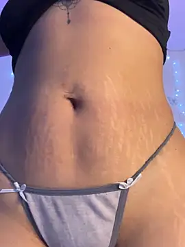 Daliila 11 online show from 10/23/25, 02:43