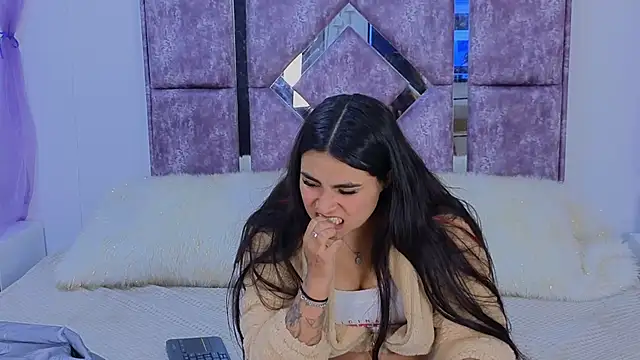 danilu and eva21 online show from 10/14/25, 08:20