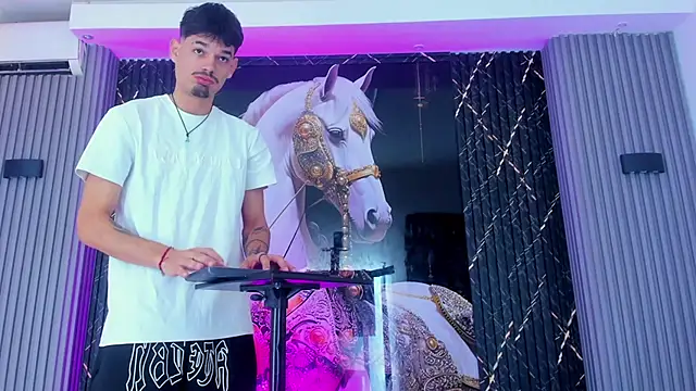 Snapshot of Iam_Steven chatting on 11/09/25, 12:31 Iam Steven online show from 11/09/25, 12:31