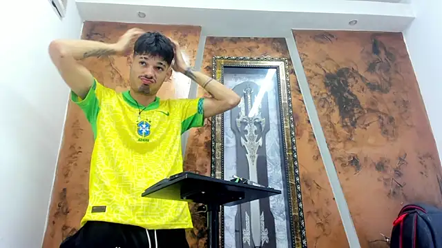 Snapshot of Iam_Steven chatting on 12/15/25, 05:13 Iam Steven online show from 12/15/25, 05:13