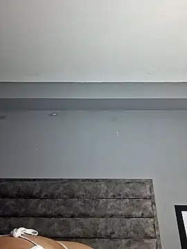 Aliciabloom online show from 11/04/25, 12:20