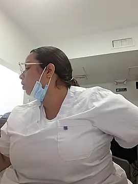 Aliciabloom online show from 01/16/26, 10:58