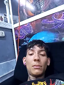 LaParKa31 online show from 11/24/25, 08:31