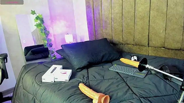 Almaazz online show from 10/21/25, 08:52