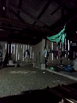 Snapshot of bonnie-00 chatting on 12/22/25, 11:27 bonnie-00 online show from 12/22/25, 11:27