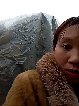 Snapshot of bonnie-00 chatting on 02/14/26, 03:40 bonnie-00 online show from 02/14/26, 03:40