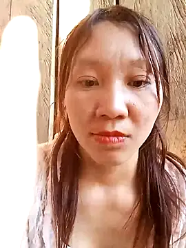 Snapshot of bonnie-00 chatting on 05/13/26, 10:55 bonnie-00 online show from 05/13/26, 10:55