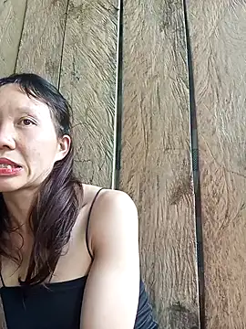 bonnie-00 online show from 09/23/25, 05:47