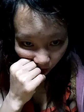 bonnie-00 online show from 11/28/25, 06:08