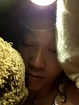 Snapshot of bonnie-00 chatting on 01/10/26, 02:34 bonnie-00 online show from 01/10/26, 02:34