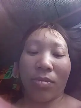 Snapshot of bonnie-00 chatting on 02/16/26, 04:05 bonnie-00 online show from 02/16/26, 04:05