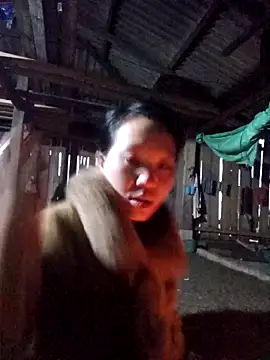 bonnie-00 online show from 12/14/25, 11:21