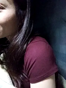 bonnie-00 online show from 11/13/25, 03:49