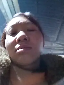 Snapshot of bonnie-00 chatting on 02/01/26, 01:04 bonnie-00 online show from 02/01/26, 01:04