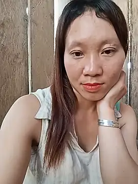 Snapshot of bonnie-00 chatting on 07/03/26, 11:28 bonnie-00 online show from 07/03/26, 11:28